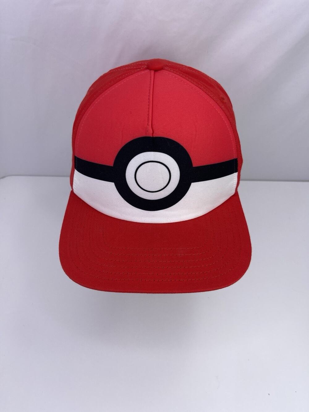 Pokemon Poke Ball Snapback Hat Youth OSFM Red Flat Brim Baseball Cap 2022